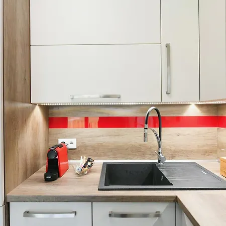 Golf 114 Apartment *